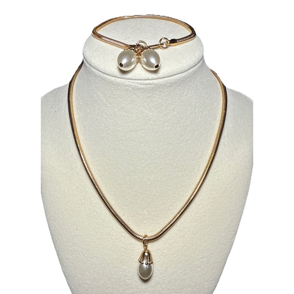 Park Lane Gold Tone Faux Pearl Pendant Necklace and Bracelet Vtg Set J-5L